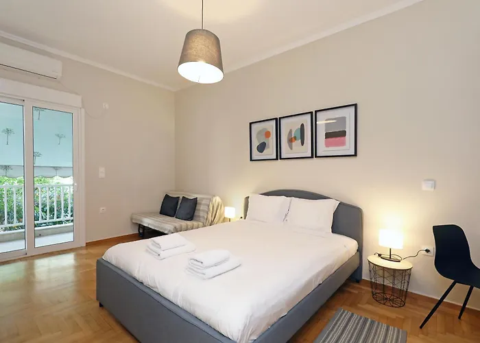 Luxury Apartment Next To Athens - Greecing